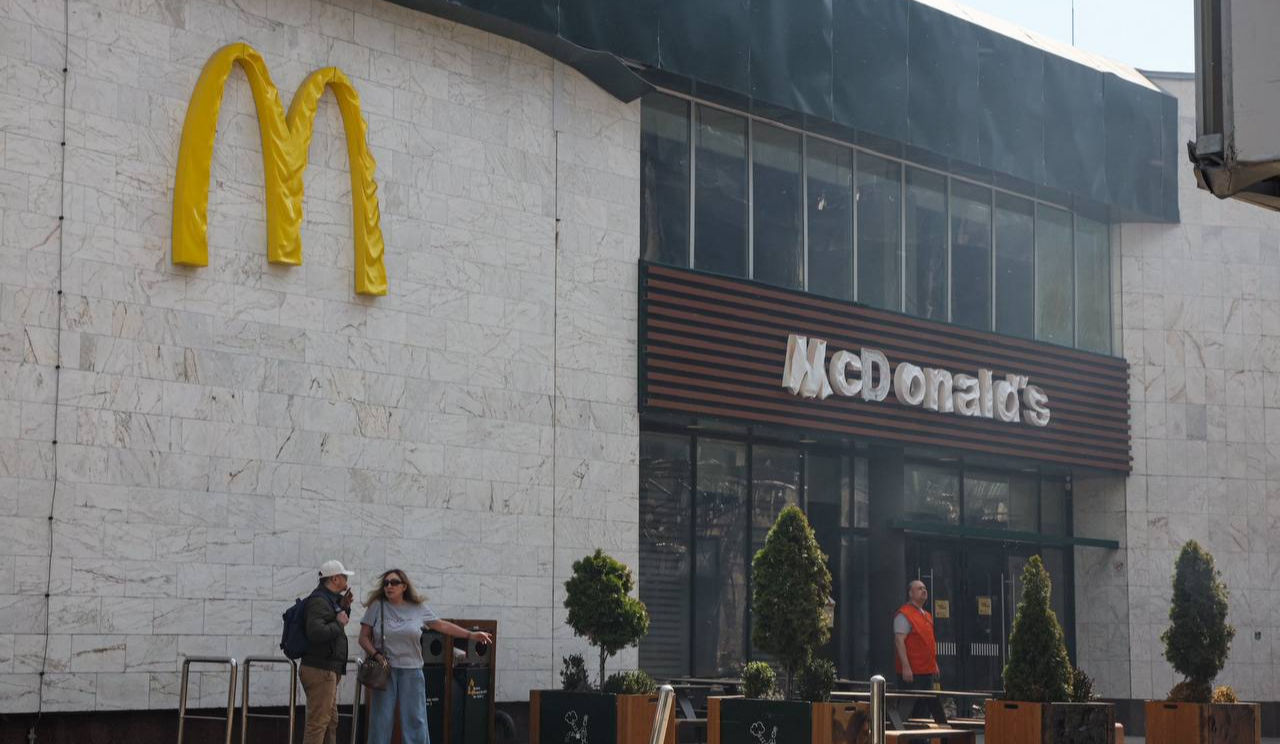 Роботу ресторану McDonald’s на Лук’янівці планують відновити якнайшвидше