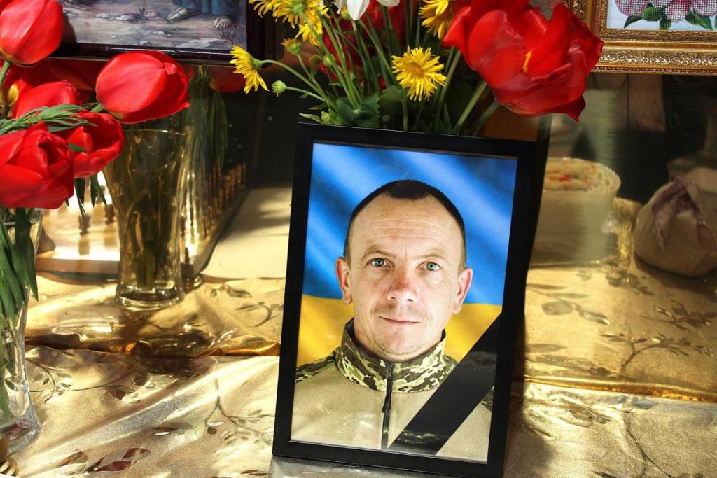 Рожищенська громада провела в останню путь Героя Андрія Климюка