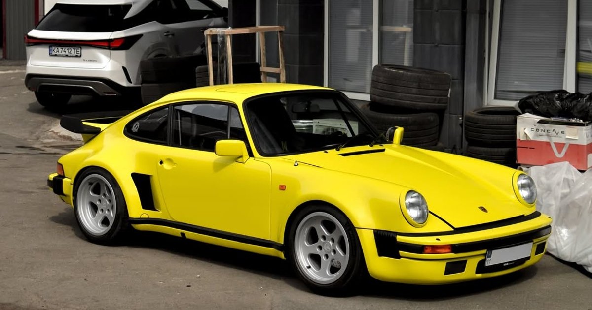 Розвиває понад 300 км/год: в Україні з'явився рідкісний заряджений Porsche …