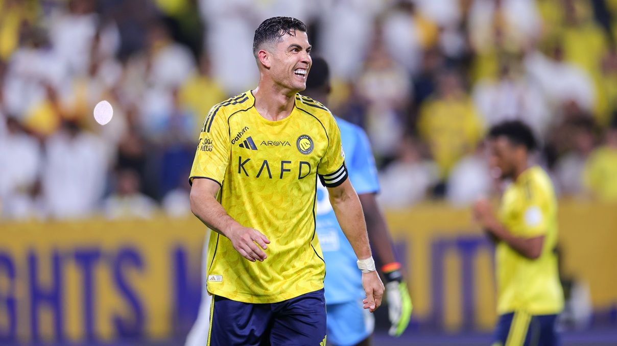 Роналду влаштував розбірки з фанатами суперника – мірялися перемогами в …