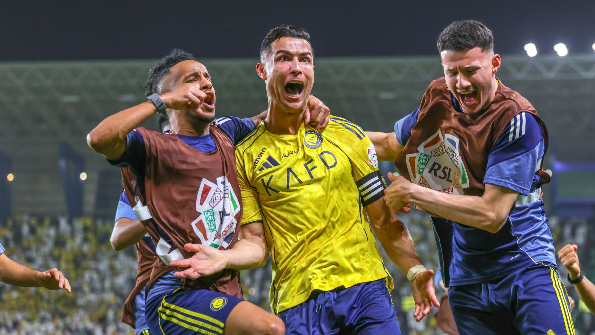 30 голів до тисячі: Роналду приніс перемогу Аль-Насру і посварився …