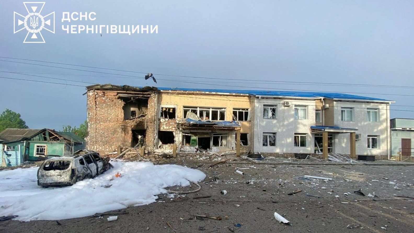 Російський безпілотник ударив по відпочинковому комплексу на Чернігівщині (Фото)