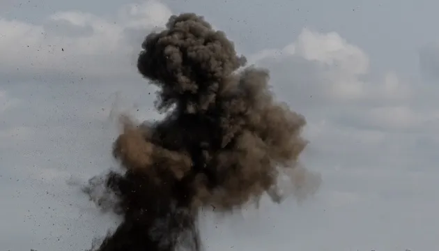 Російський дрон атакував адміністративну будівлю в Тернополі