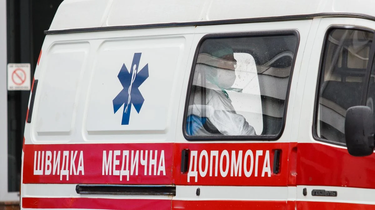 Російський дрон атакував “швидку” на Херсонщині: постраждали четверо медиків
