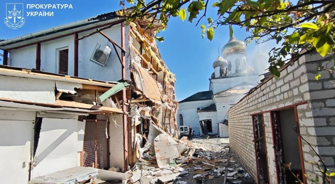 Російський удар по Вільнянську, під час якого загинуло подружжя, розслідують …
