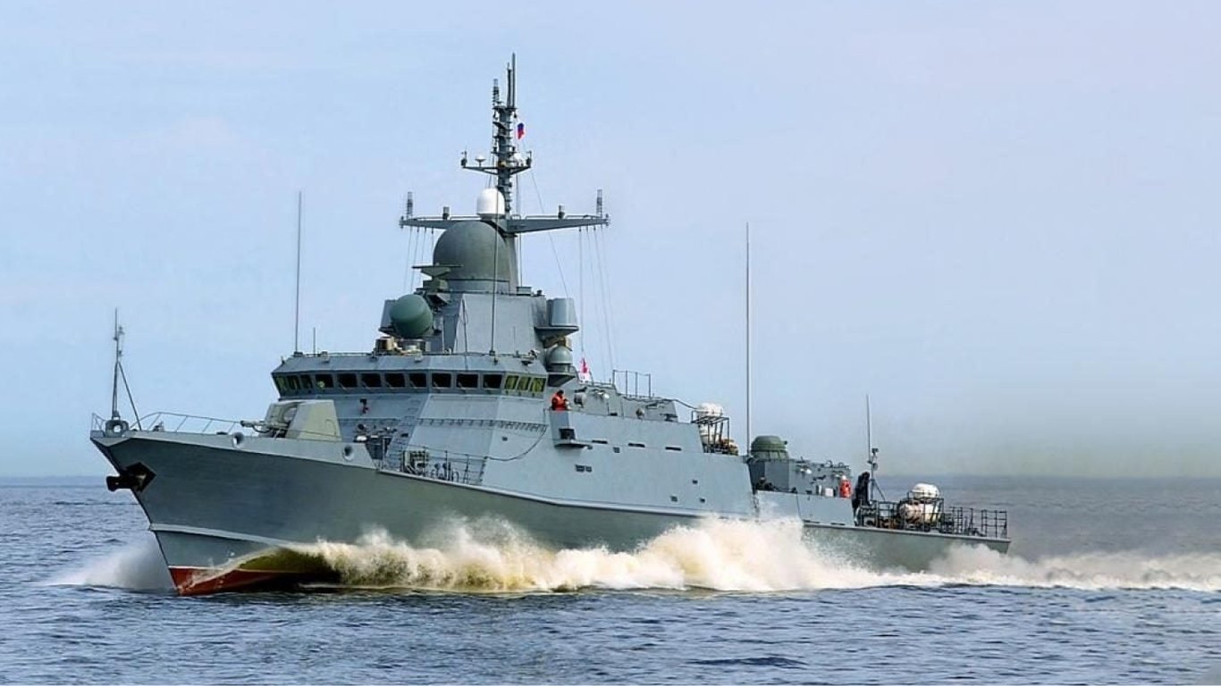 Російський флот втрачає силу далеко від Чорного моря