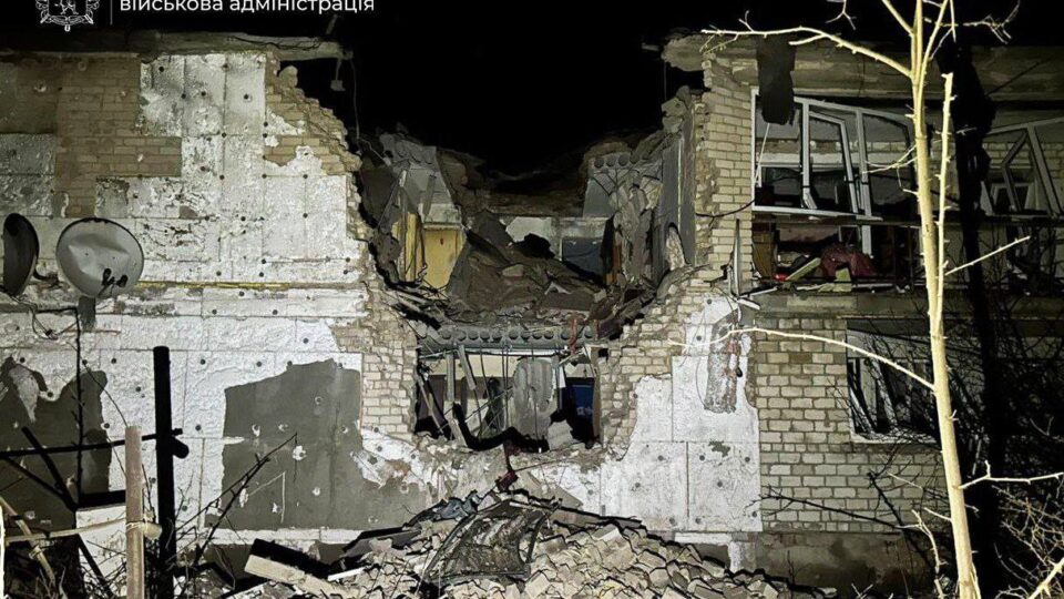 Російські обстріли Запоріжжя: поранені 11 людей, в тому числі двоє …