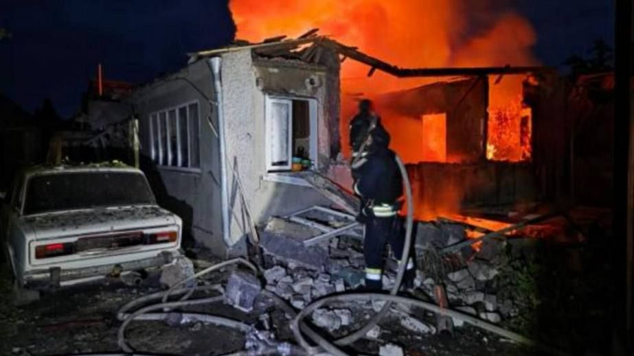 Ворог вдарив по Вільнянську на Запоріжжі: серед постраждалих – дві …