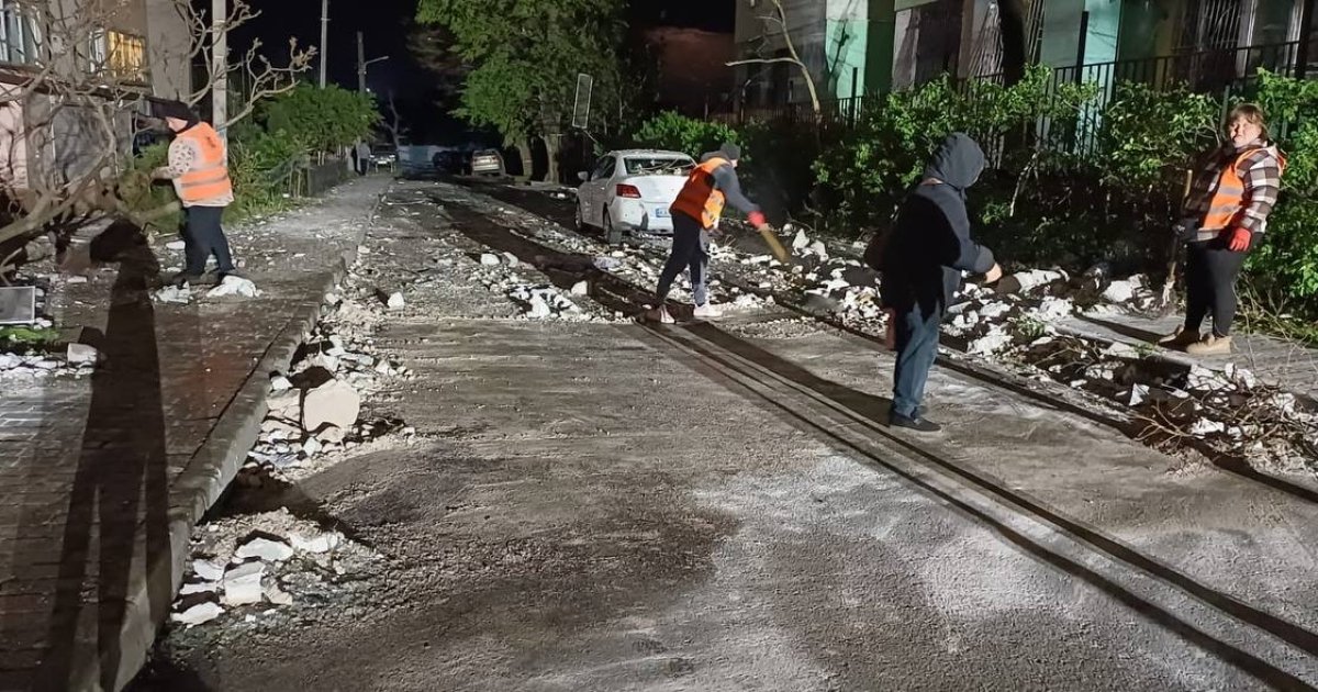 Росіяни атакували Одесу: спалахнули пожежі у багатоповерхівках (ФОТО)