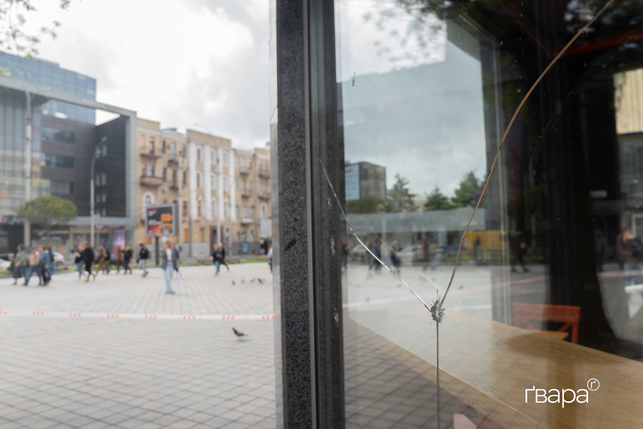 Росіяни вдарили по Харкову безпілотниками: є постраждалий