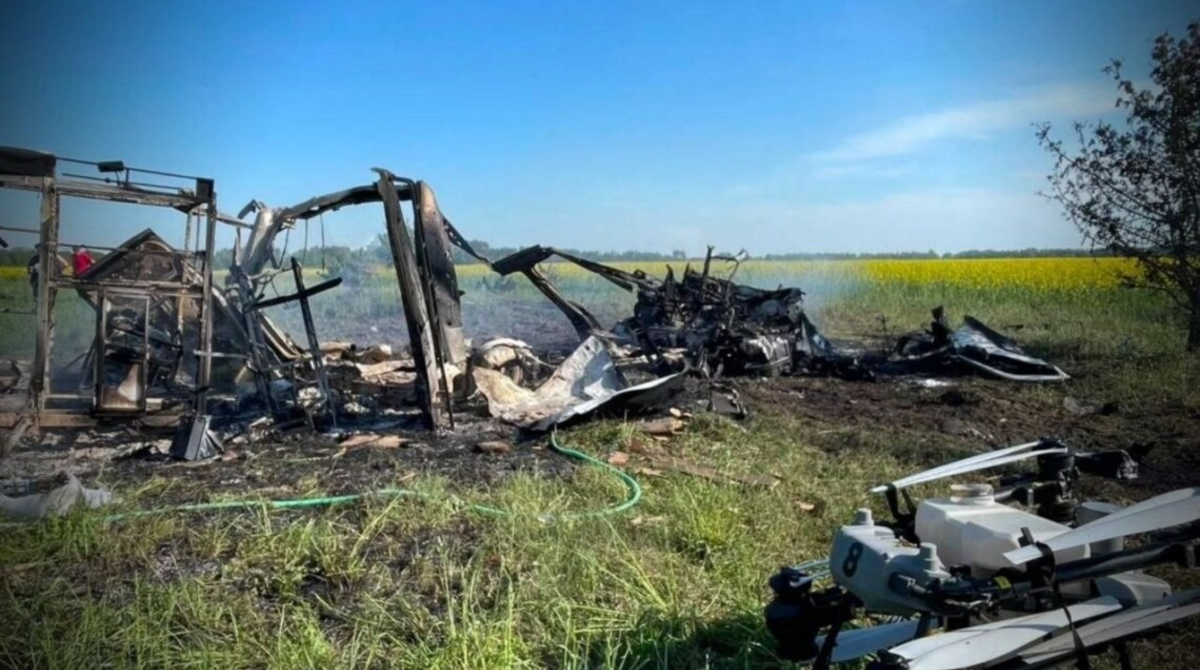 Росіяни вдарили по агропідприємству на Чернігівщині, є загиблий та постраждалі