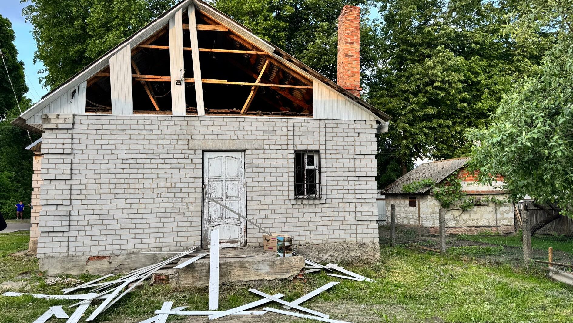 Росіяни вдарили по центру Новгород-Сіверського (Фото)