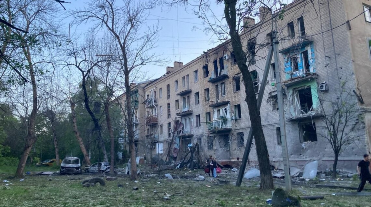 Росіяни завдали нового авіаудару по центру Краматорська, понад 10 постраждалих