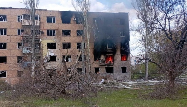 Росіяни за добу 25 разів обстріляли Донеччину: двоє загиблих, ще …