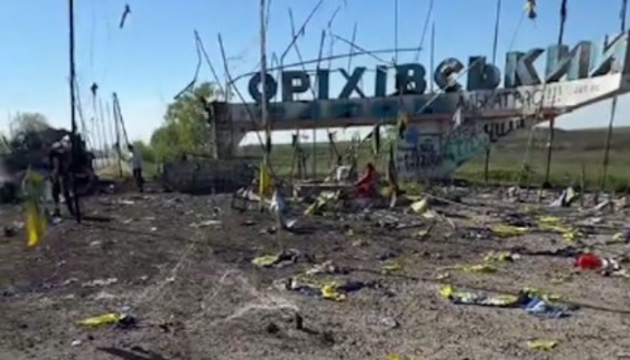 Росіяни обстріляли стелу на в'їзді до Оріхівського району