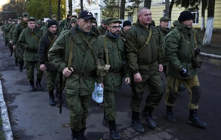 Росіяни просунулися в Харківській області та на двох напрямках Донецької …
