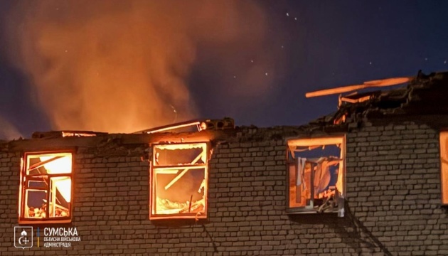 Росіяни у квітні обстріляли Сумщину майже 2,3 тисячі разів, загинули …