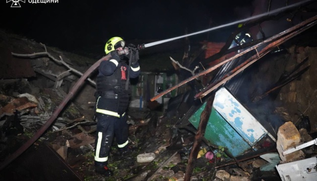 Нічний масований удар по Одесі: зруйнований будинок, пошкоджена 24-поверхівка та …