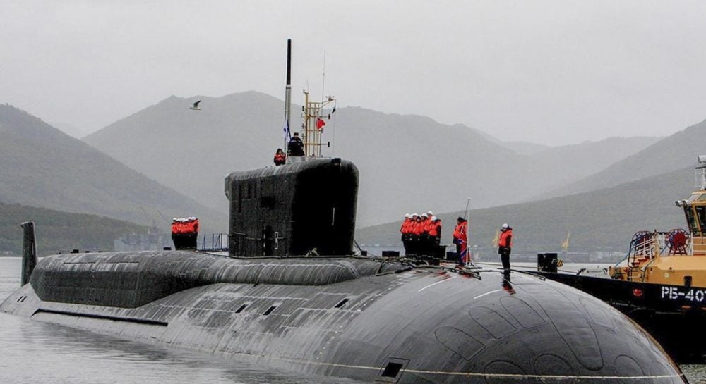 Росія встановила протидронові сітки над підводними човнами за 7400 км …