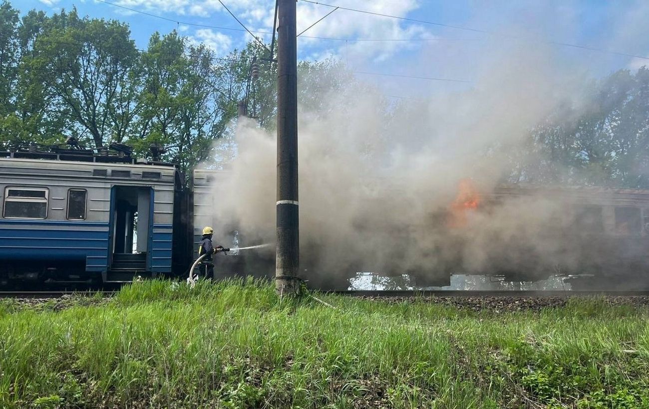 Росія знову била по залізниці: у Зеленського розкрили наслідки понад …