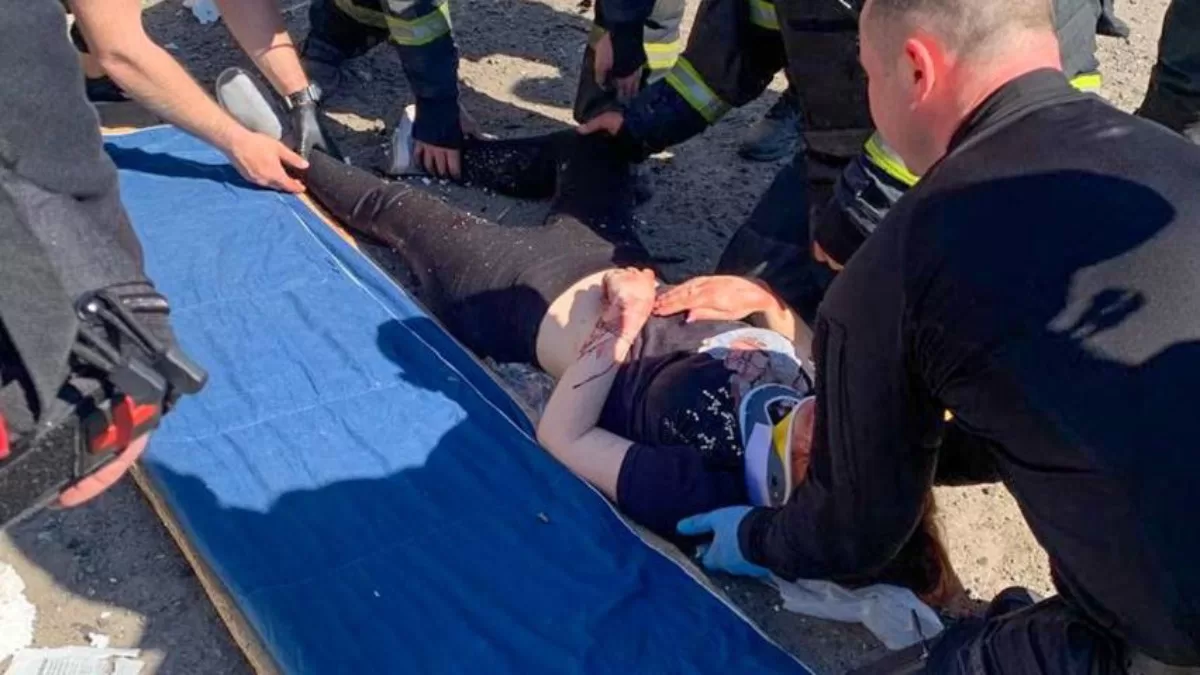 Росія понад 70 разів обстріляла Україну за добу: 14 загиблих …