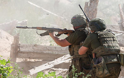 Рухаються двійками: в "Азові" розкрили, як росіяни намагаються діяти на …