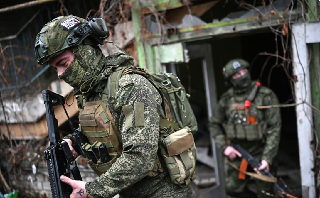 Рухаються двійками, – в "Азові" розкрили, як намагаються діяти росіяни …