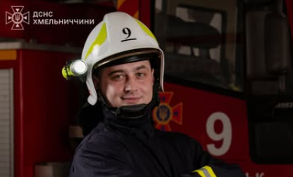 Рятував постраждалих від війни: історія бійця ДСНС із Волочиська