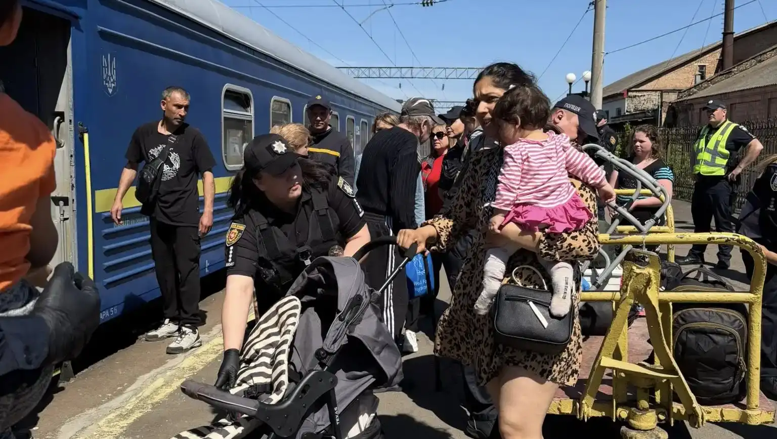Рівненщина прийняла шостий евакуаційний потяг