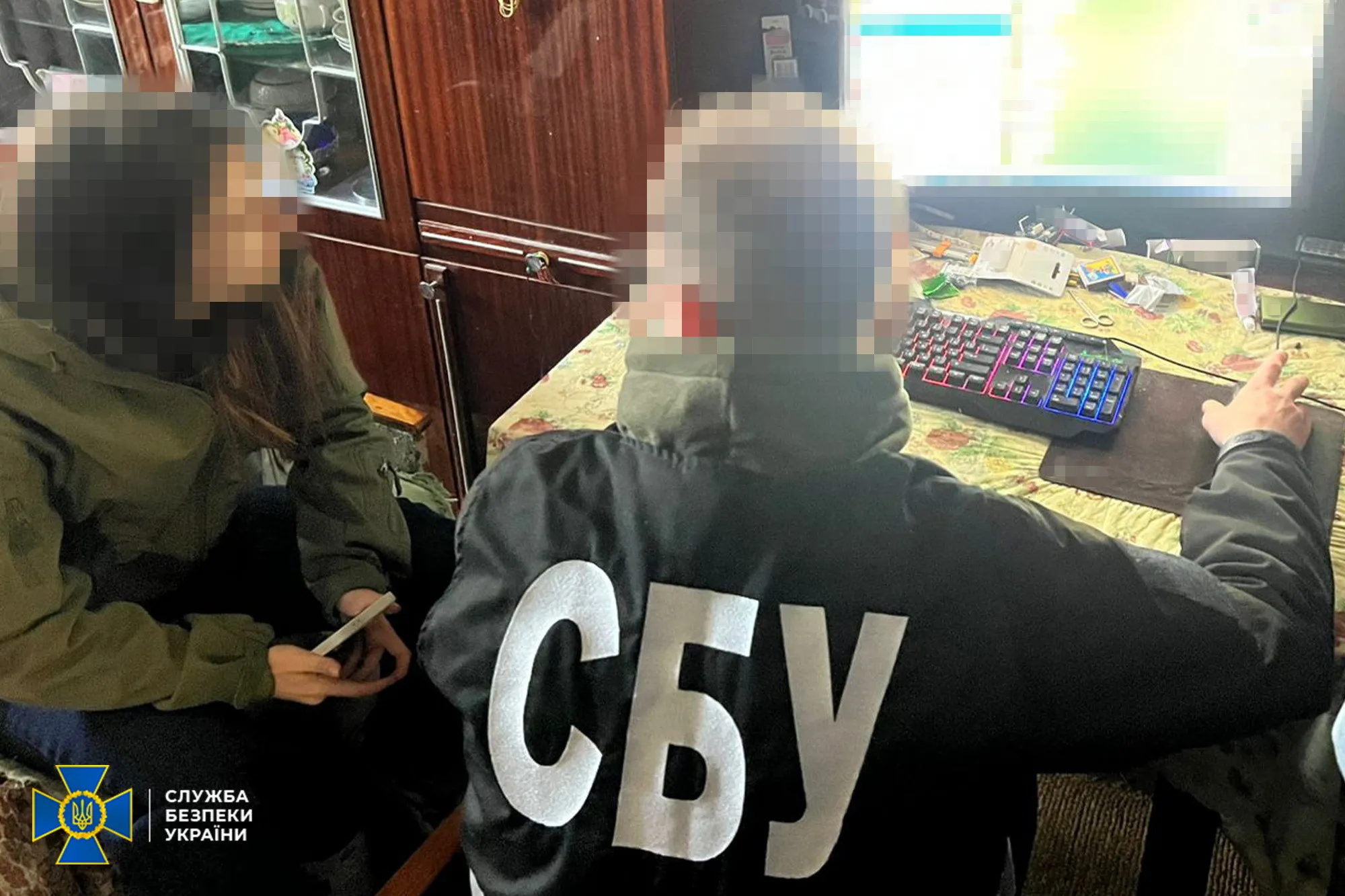 СБУ затримала трьох блогерів, які зливали позиції Сил оборони у …