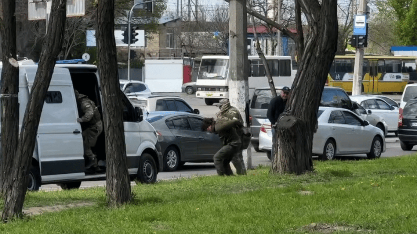 СБУ могли затримати працівників ТЦК на Київщині: призначено розслідування