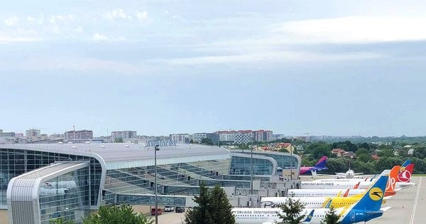 Садовий вперше назвав імена причетних до забудови львівського аеропорту