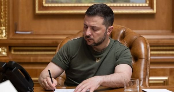 Санкції за удари по Україні: понад 100 російських військових під …