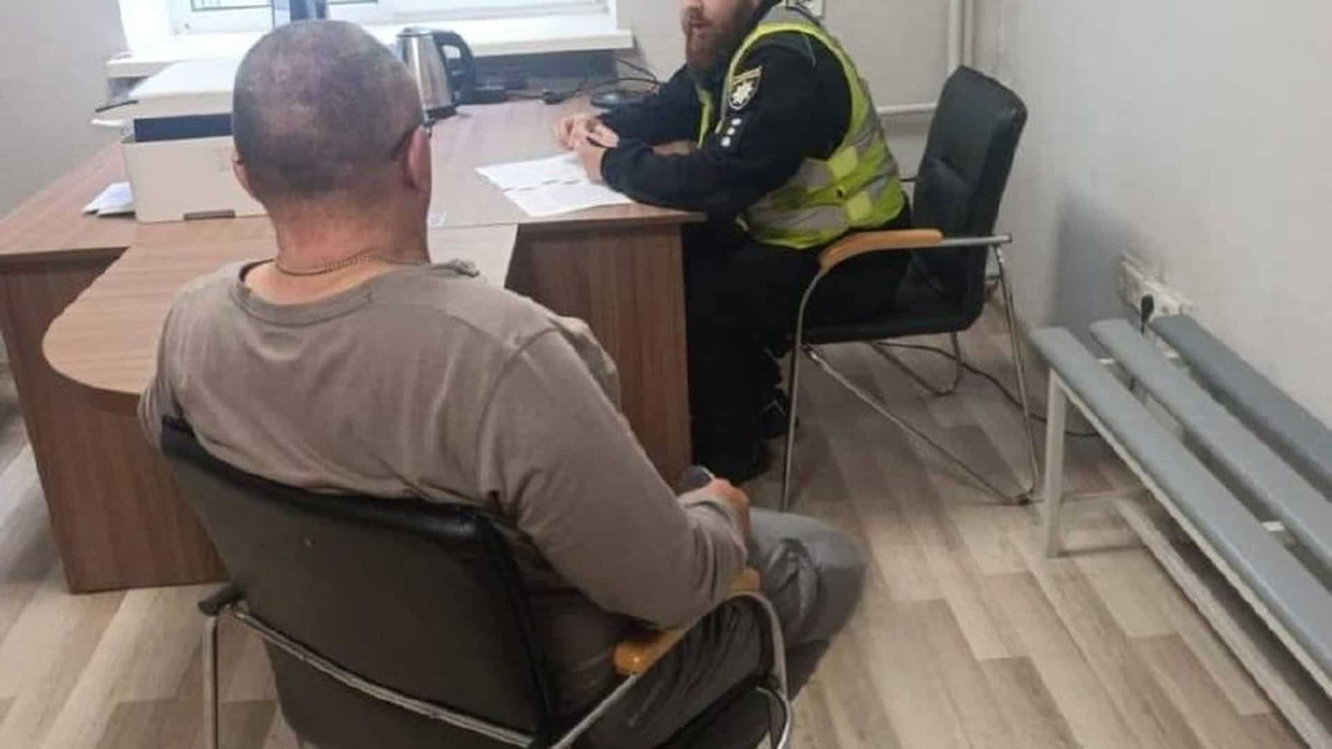 Сварка через собаку у Соломʼянському р-ні: охоронця побили і погрожували зброєю