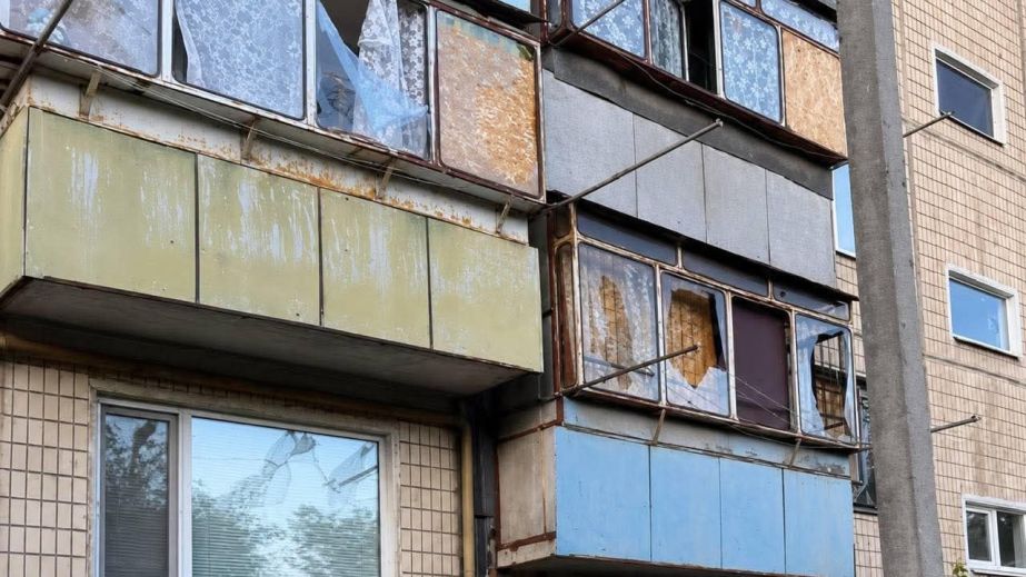 Семеро людей поранені внаслідок нічних обстрілів Дніпропетровщини: серед них немовля …