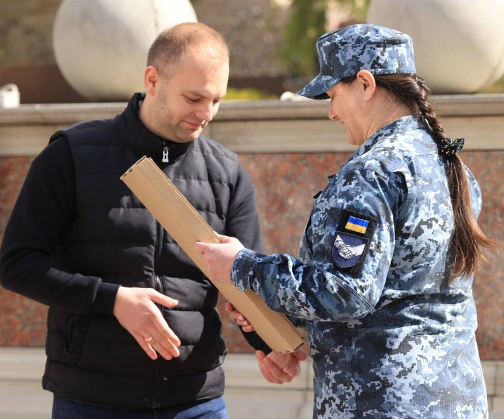 Сергій Канюра: “В Ірпінській громаді віддали шану морякам Військово-морських сил …