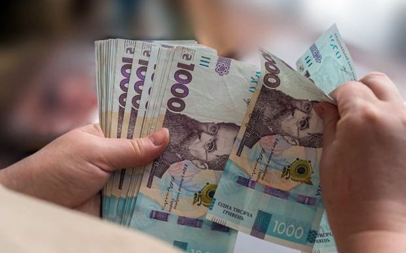 Середня зарплата на Черкащині зросла на 19%: хто отримує найбільше