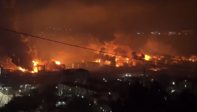 Сили оборони завдали портовій інфраструктурі й НПЗ у Туапсе збитків …