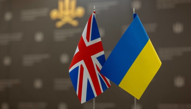 Сирський і начальник Штабу оборони Британії обговорили ситуацію на фронті