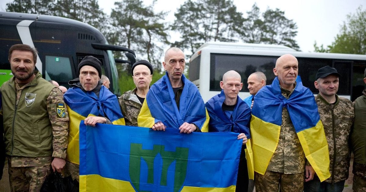Скільки бійців "Азову" повернули з полону сьогодні: командир розповів