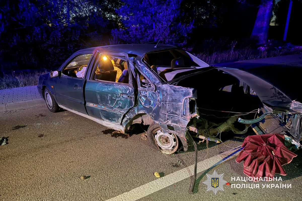 Смертельна ДТП на Тернопільщині: загинув 11-річний хлопчик, п’ятеро постраждали
