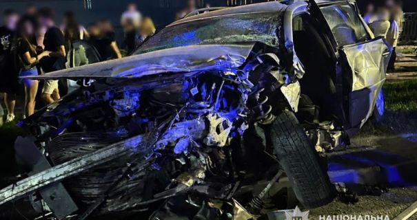 У Тернополі затримали 19-річного водія BMW через смертельну ДТП на …