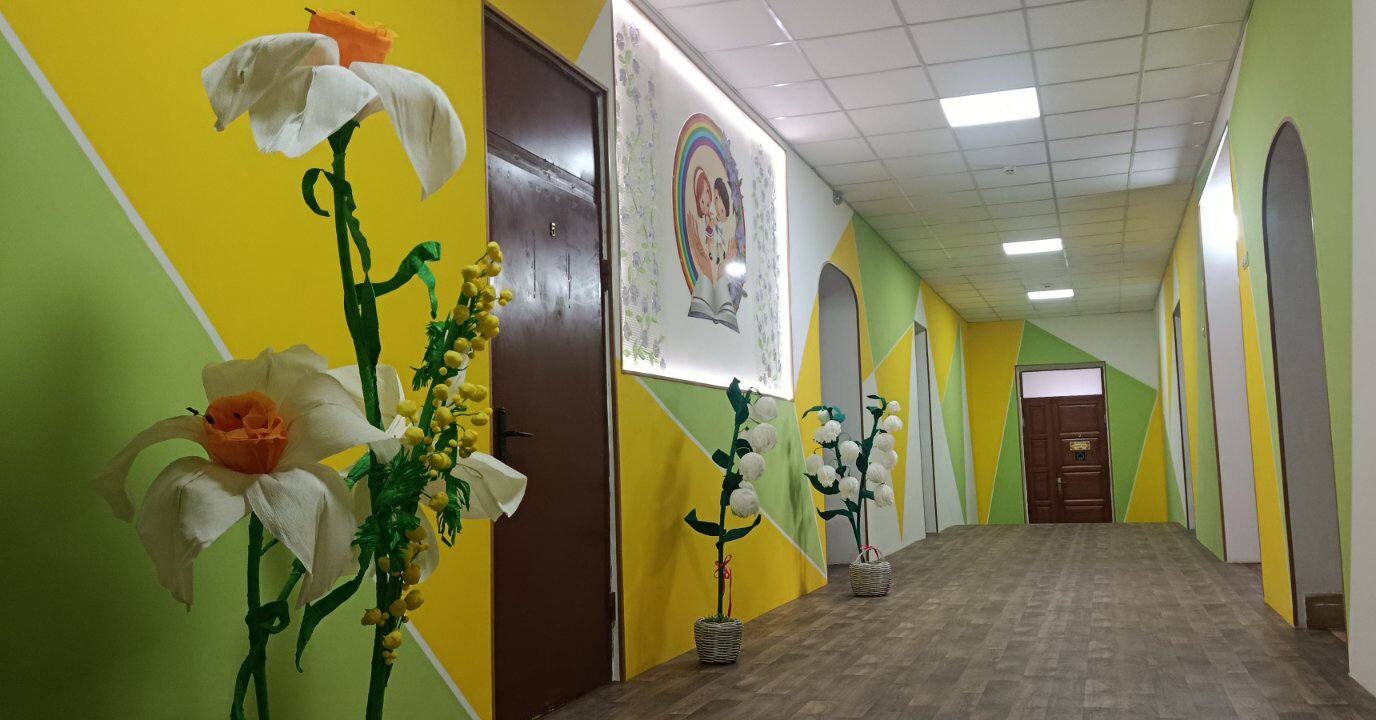 Смілянська школа перемогла у всеукраїнському конкурсі з оздоблення фоє