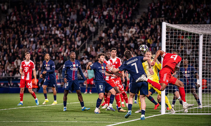 Спортивний директор Баварії розкритикував поведінку гравців ПСЖ