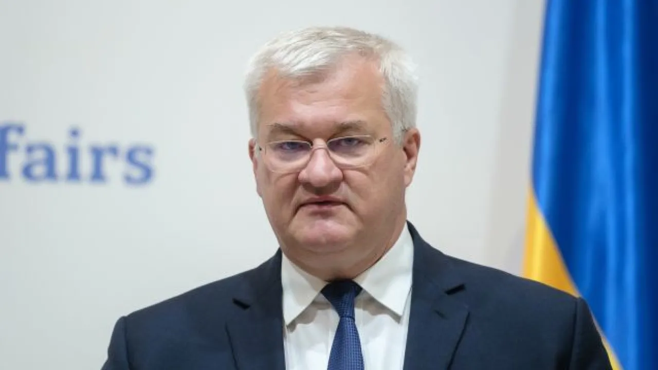 Стало відомо, скільки коштує день війни: заява Сибіги