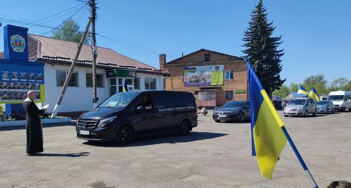 Старосинявщина у жалобі: сьогодні відбувся чин похорону воїна Руслана Маскайкіна