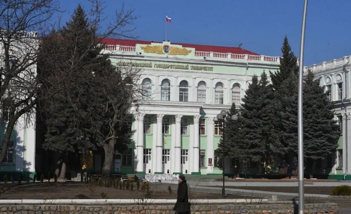 Стартапи на руїнах: окупанти хочуть зробити з МелГУ «кадрову платформу» …