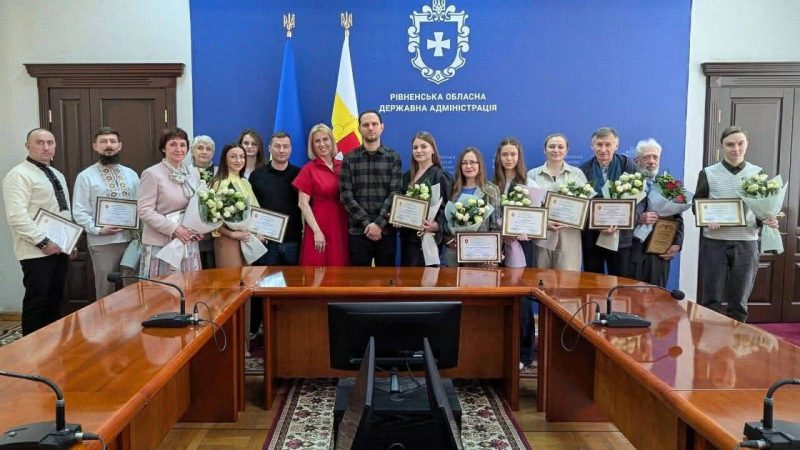 Стипендії для митців Рівненщини: як творча молодь оцінює підтримку