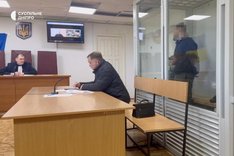 Суд взял под стражу подозреваемых в стрельбе в Шахтерском