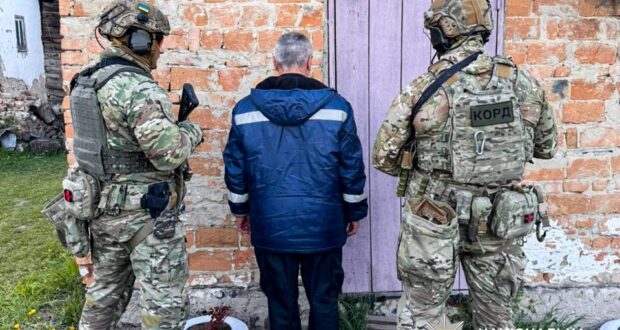 Стрільця з Рівненщини затримали у підвалі покинутої хати з автоматом …